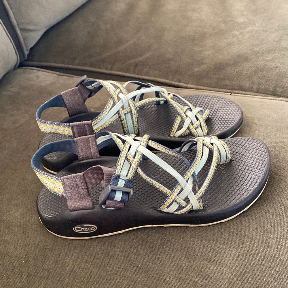 Chaco ZX/3 Classic Sandals 9 yellow triple strand